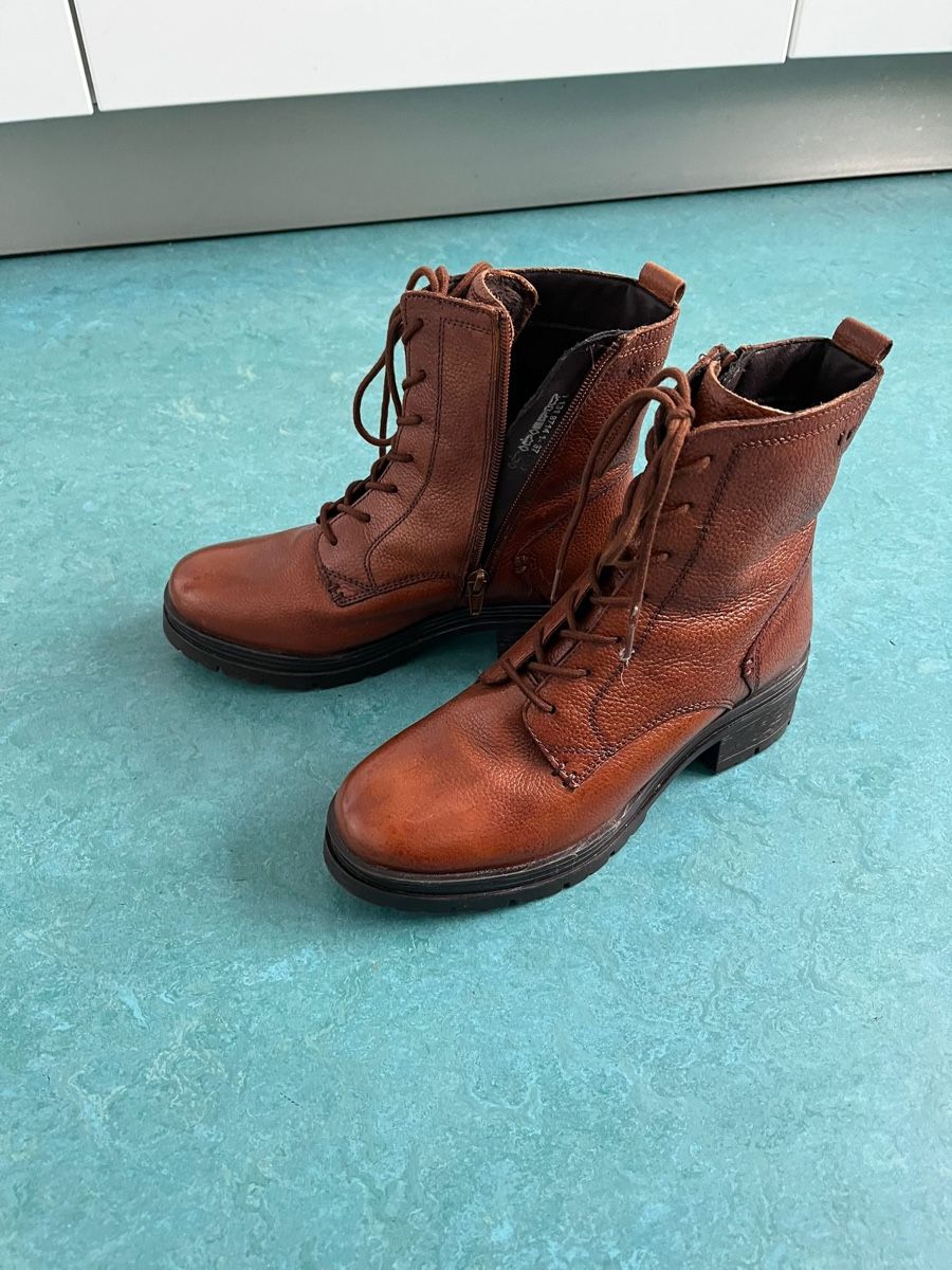 Scarpe da donna: Braune Lederstiefel, Grösse 37 – Usato da Lenzburg venduto da selabella 1