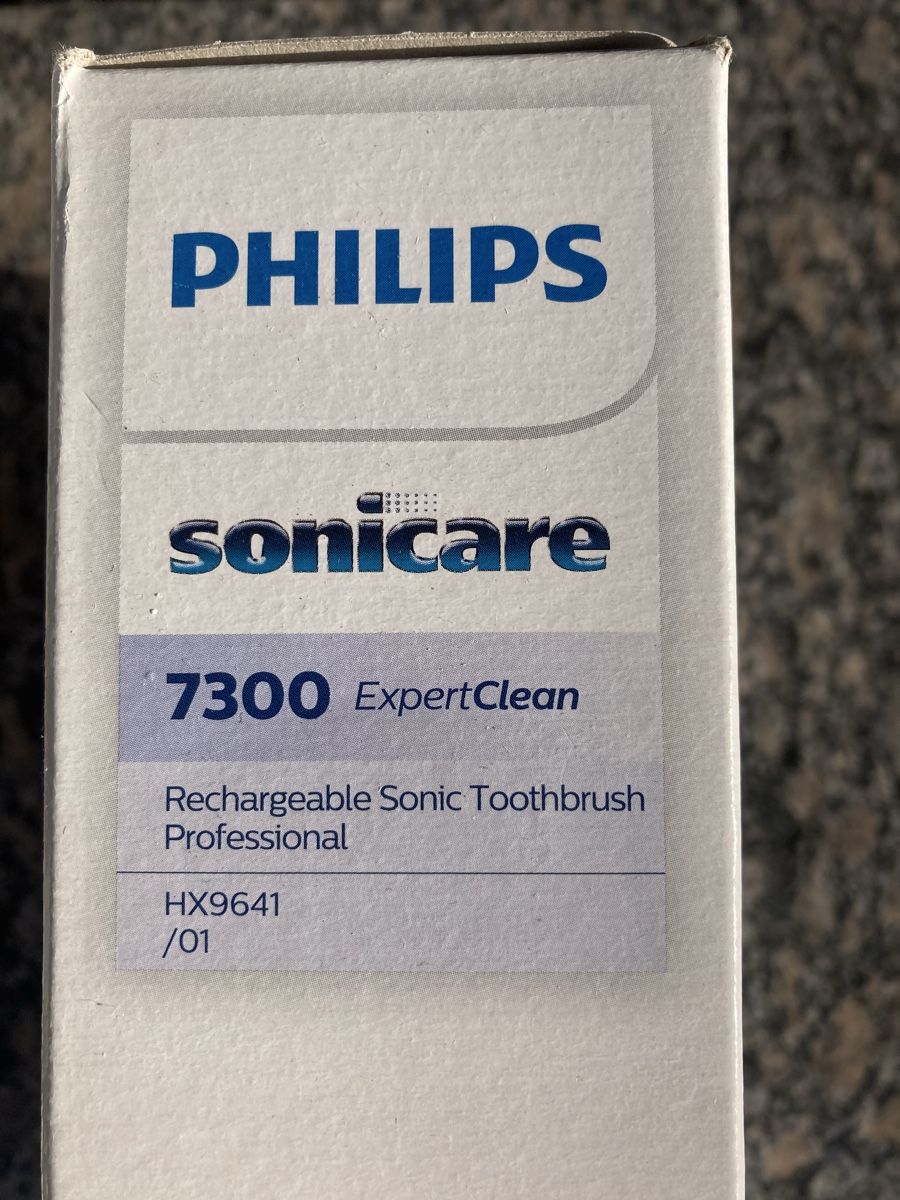 Soins dentaires: Philips Sonicare 7300 – Neuf avec emballage d'origine à Hölstein par Uhriella 2