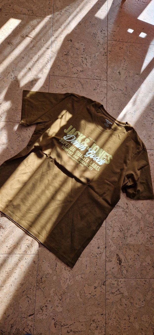 Jack & Jones T-shirt: Jack Jones Shirt – Nuovo (secondo la descrizione) da Märwil venduto da Mumel01