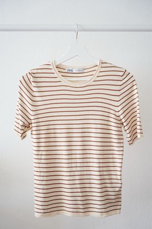 Zara T-Shirt Strickoptik neu Grösse S gestreift 