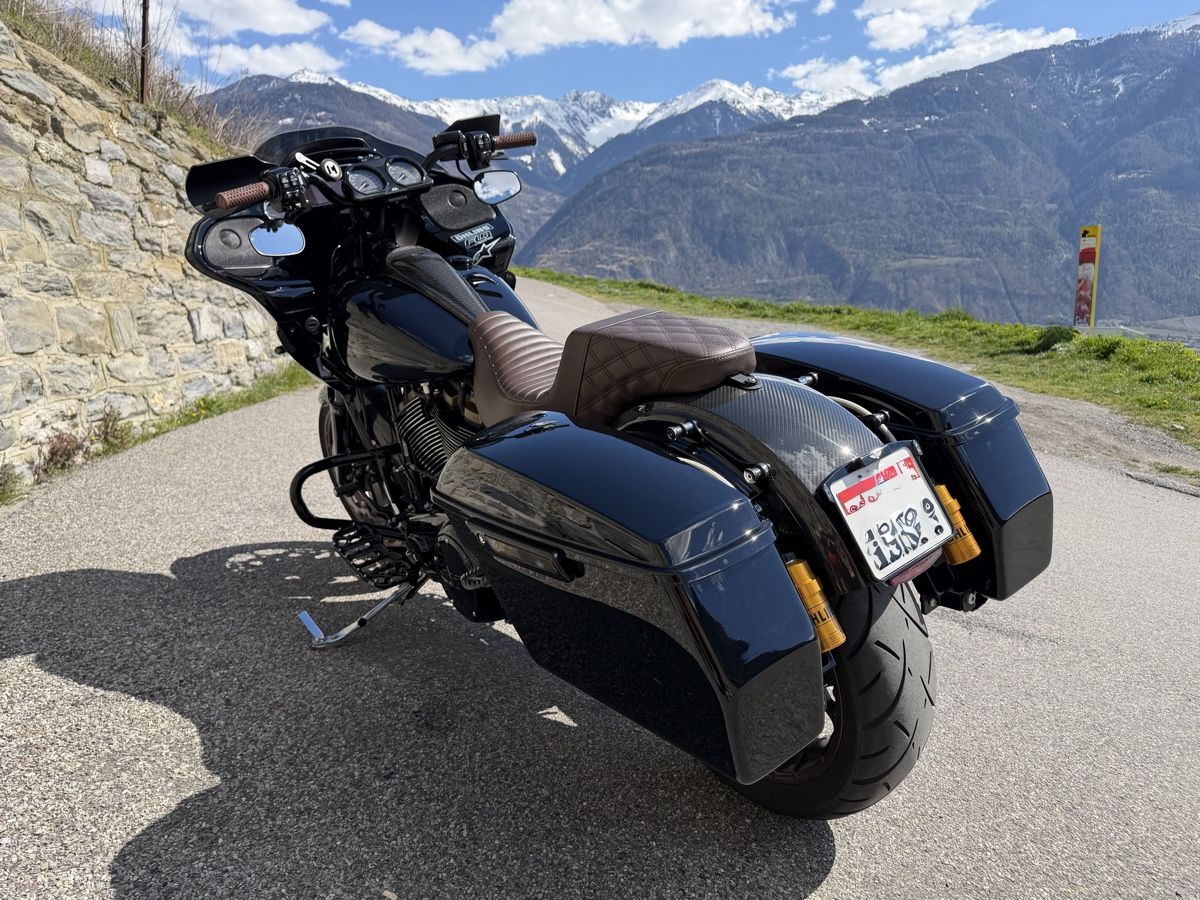 Harley-Davidson Touring: Harley-Davidson Road Glide ST 117 Performance Bagger – Usato da Produit (Leytron) venduto da chr_kf8l 2