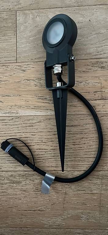 Paulmann Lampen: Paulmann Plug & Shine Sting Gartenstrahler, 655 lm, IP67 – Gebraucht aus Riehen von Luckyme1