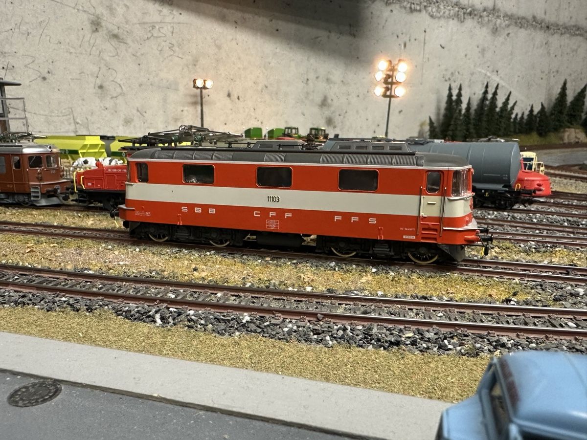 Hag Modellini di ferrovie: Hag re4/4 Swiss express digitale – Nuovo (secondo la descrizione) da bernex venduto da Candy109 2