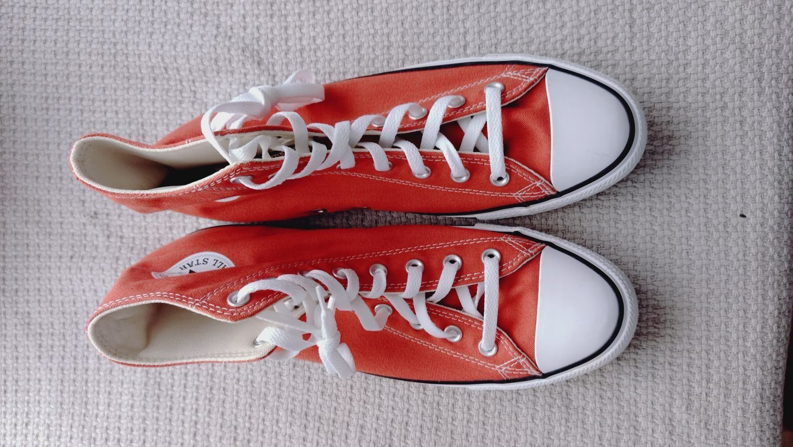 Converse Scarpe da uomo: Converse Chuck Taylor All Star Orange Gr. 44.5 – Nuovo (secondo la descrizione) da Grüningen venduto da Stargazer 1