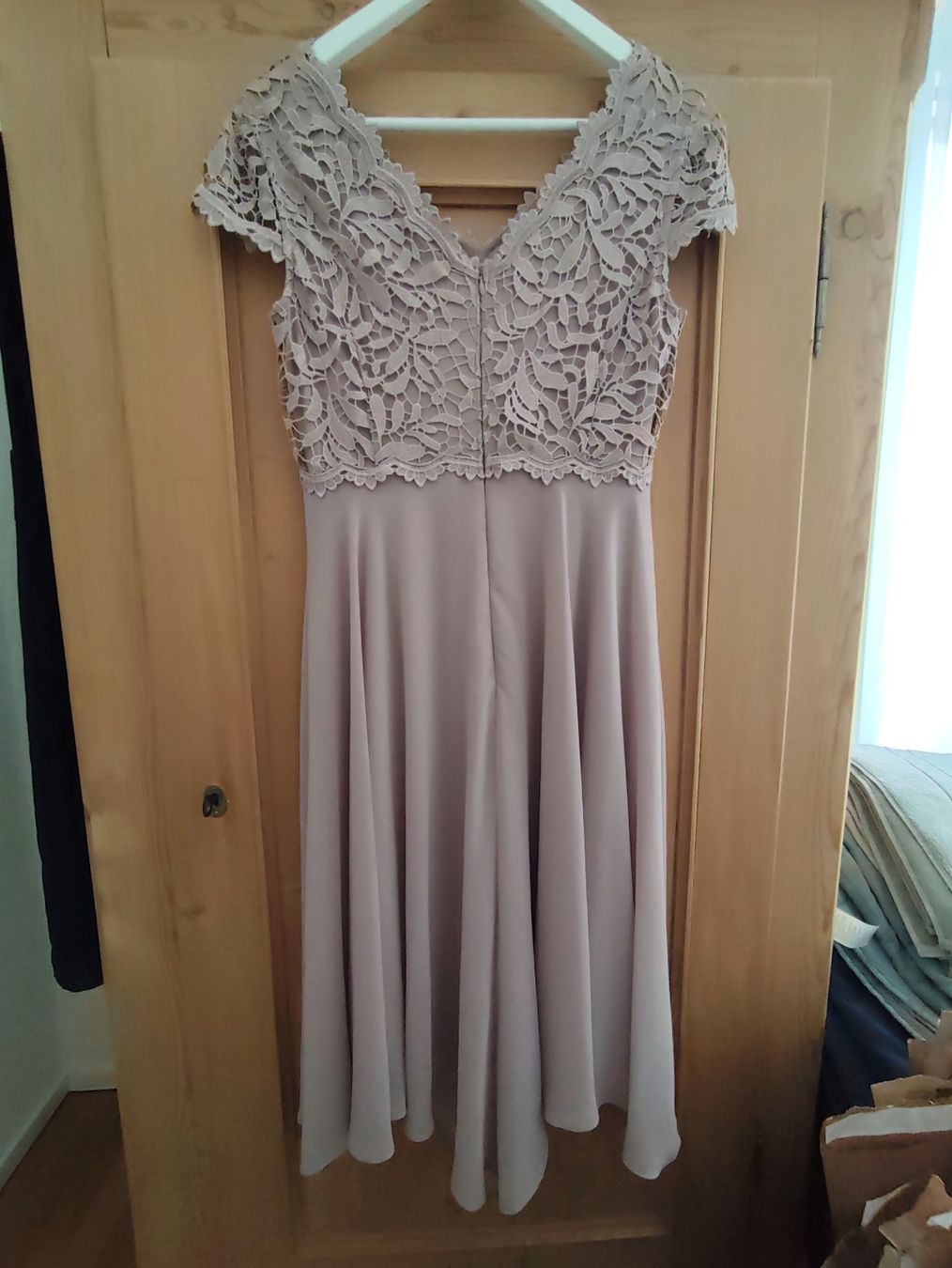 Kleider: Cocktailkleid altrosa Grösse 38 – Gebraucht aus Widnau von aschmi 2