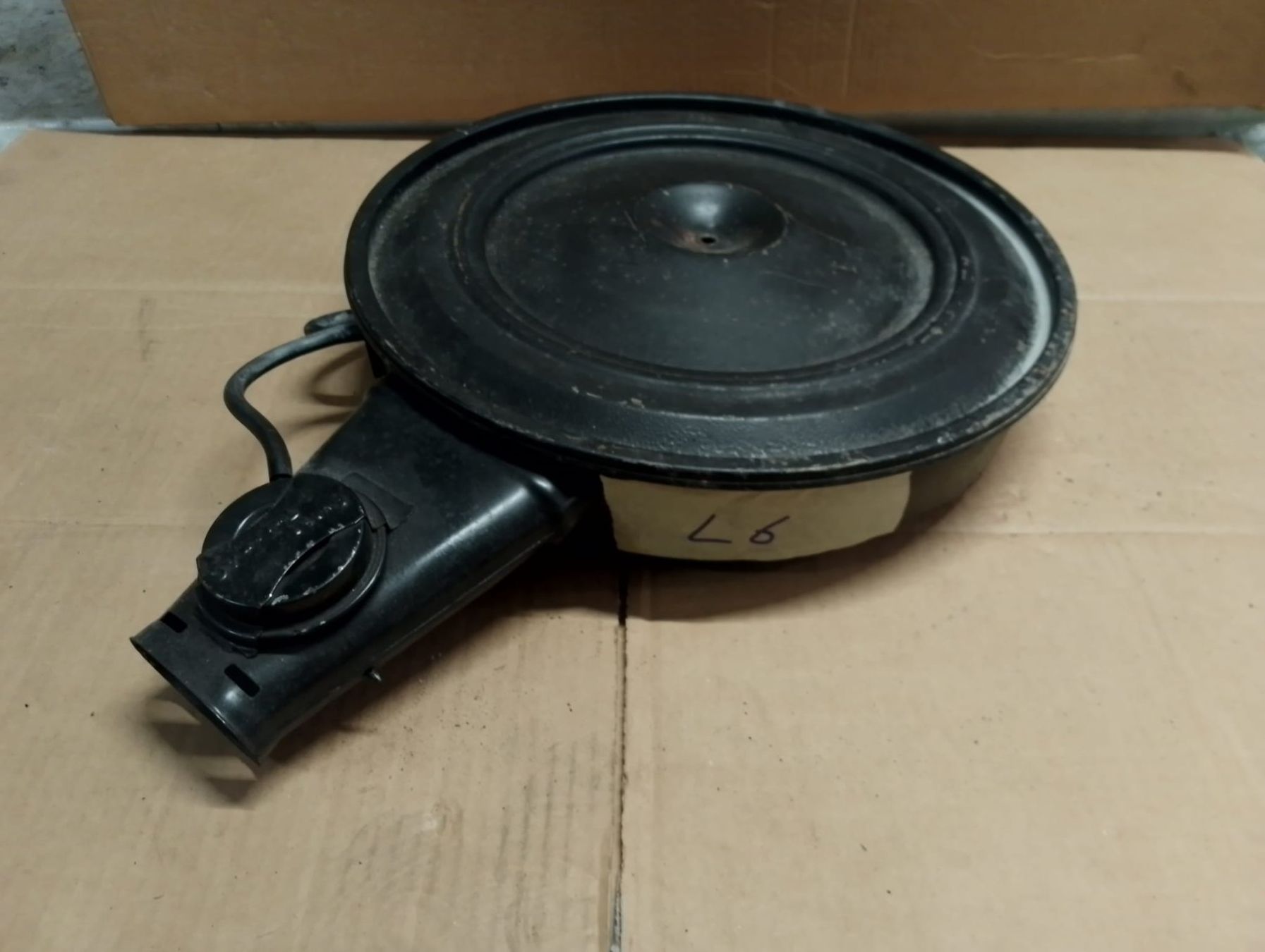 Tutti pezzi di ricambio auto: Luftfiltergehäuse Luftfilter Original GM V8 – Usato da Niedergösgen venduto da usc_9sk7 4