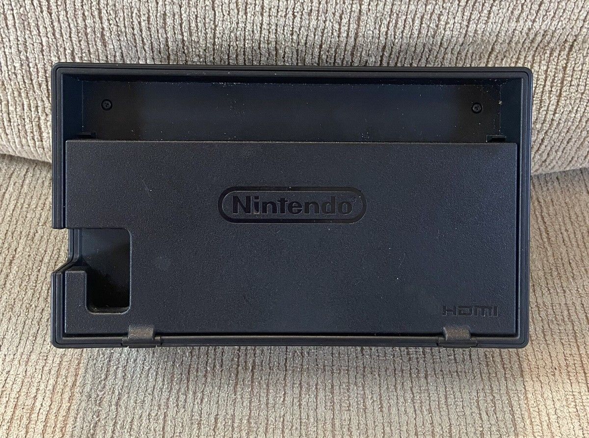 Dockingstation: Nintendo Switch Dock / TV Dockingstation Original – Gebraucht aus La Chaux-de-Fonds von Honit.ch