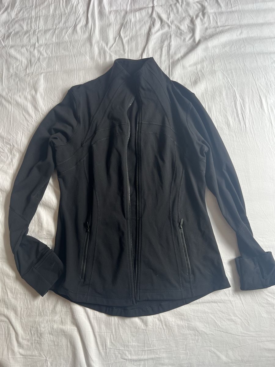 Lululemon Jacken: Lululemon define jacket size 10-12 – Gebraucht aus Bremgarten b. Bern von chouyanyan