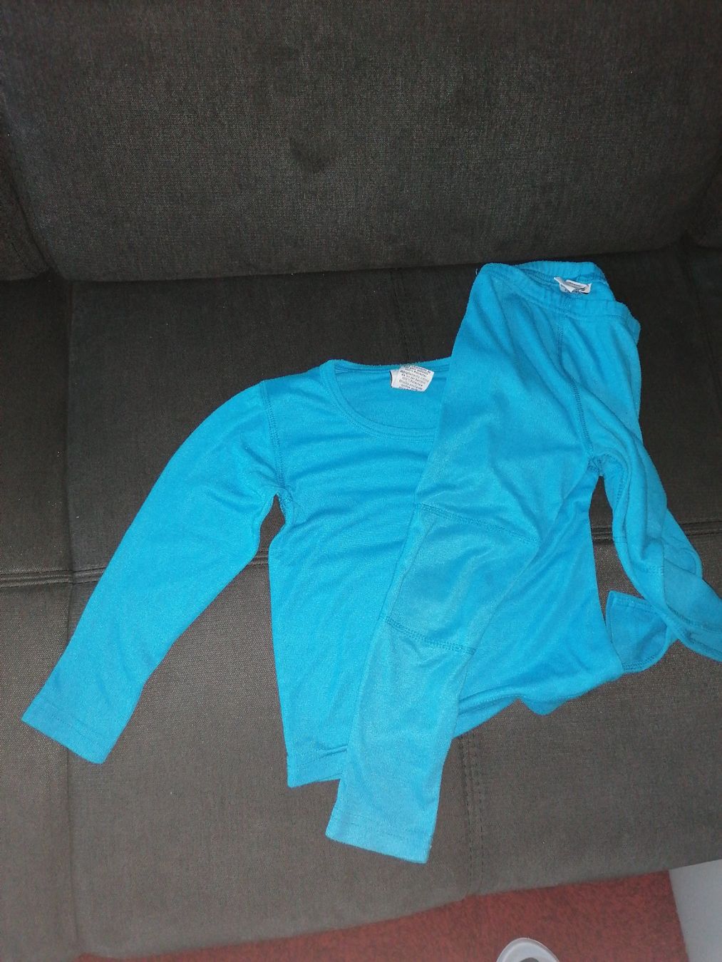 Maglioni & Felpe: Pullover  packet 104 – Usato da Huttwil venduto da happy-82 2