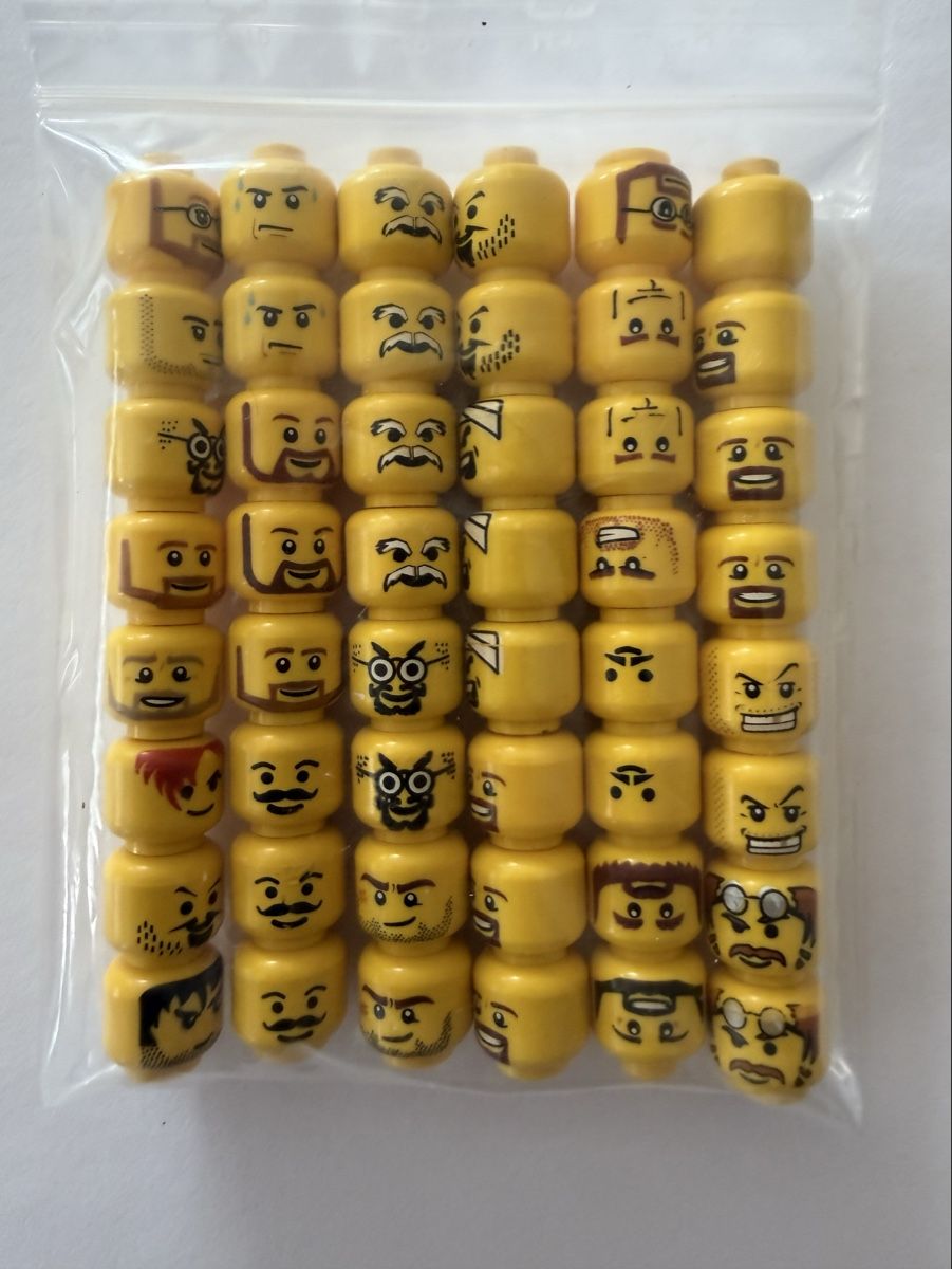 Lego Giocattoli: Lego Minifiguren Köpfe, Mix, 48 Stück  – Usato da Rheinfelden venduto da zim_2hqc