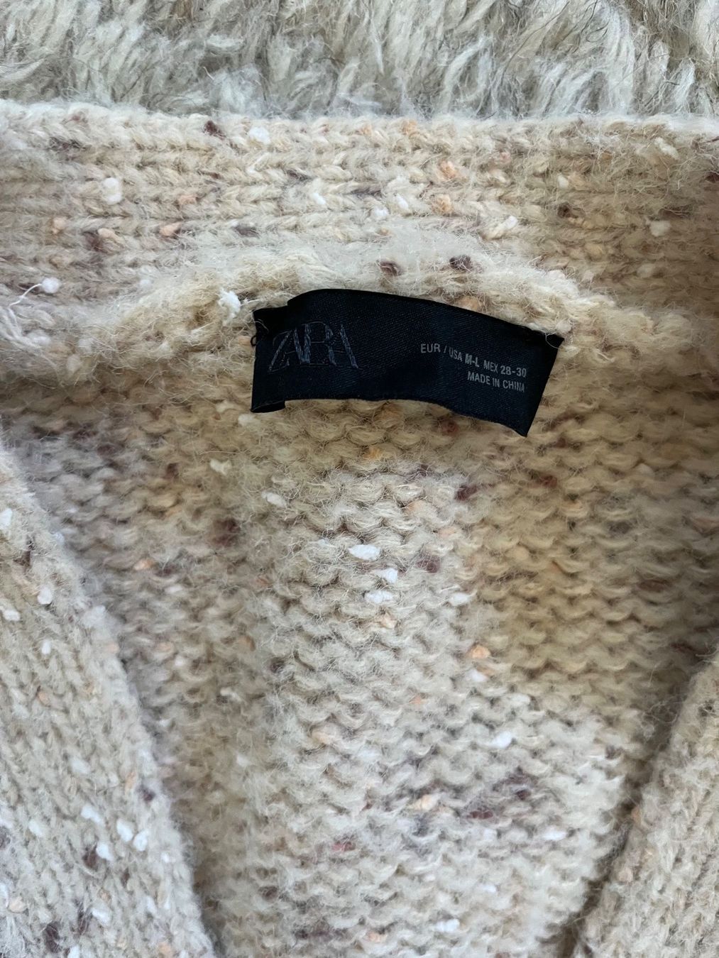 Zara Vestes: ZARA Grobstrickjacke Gr. M-L – D'occasion à Utzenstorf par Ismaele 3