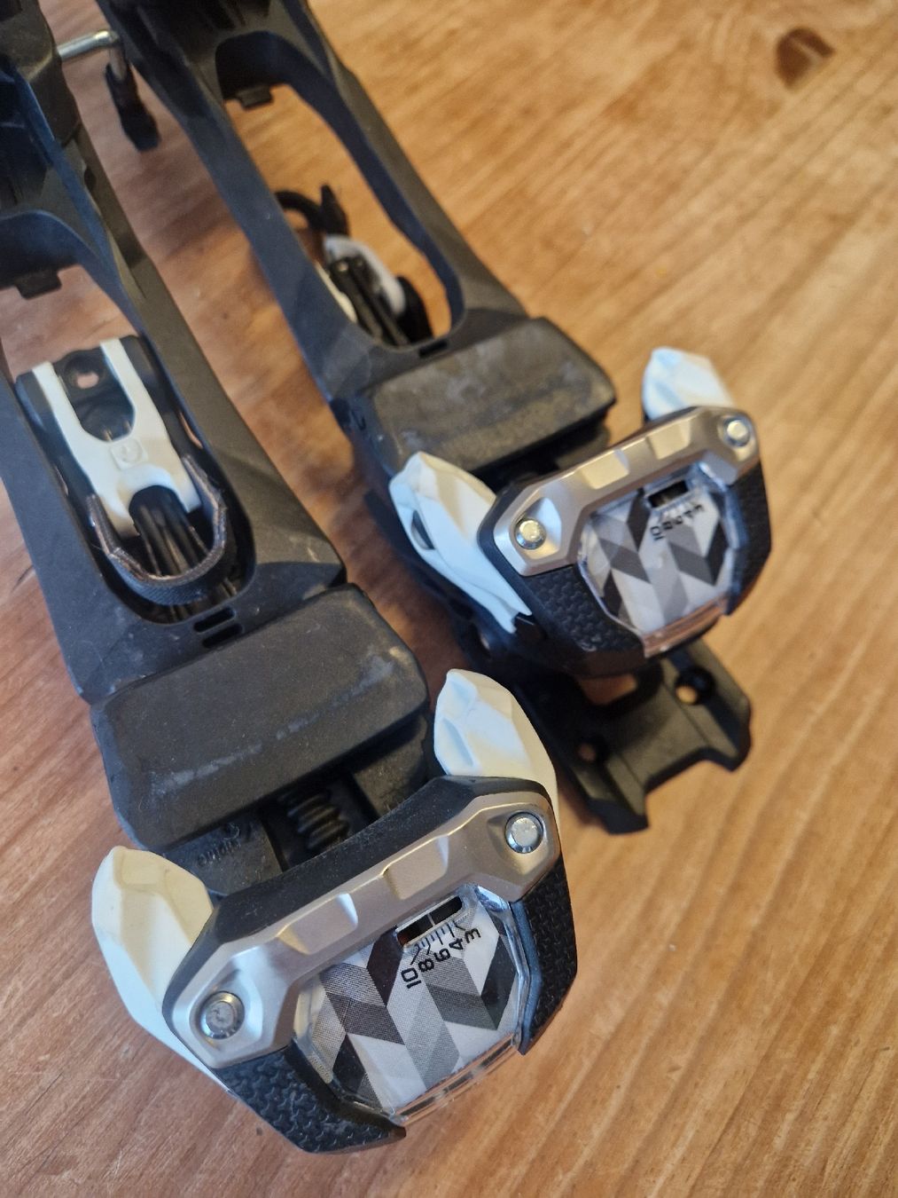Marker Bindungen: Fixation ski Marker Tour F10 – Gebraucht aus Bévilard von Junior78 2