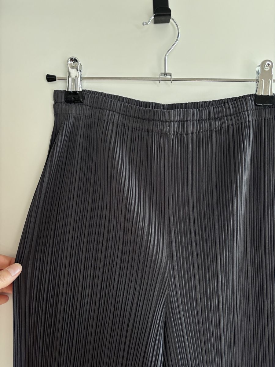 Issey Miyake Pantaloni: Pantalon Issey Miyake - pleats please – Usato da Zürich venduto da Hanna-Hadorn 1