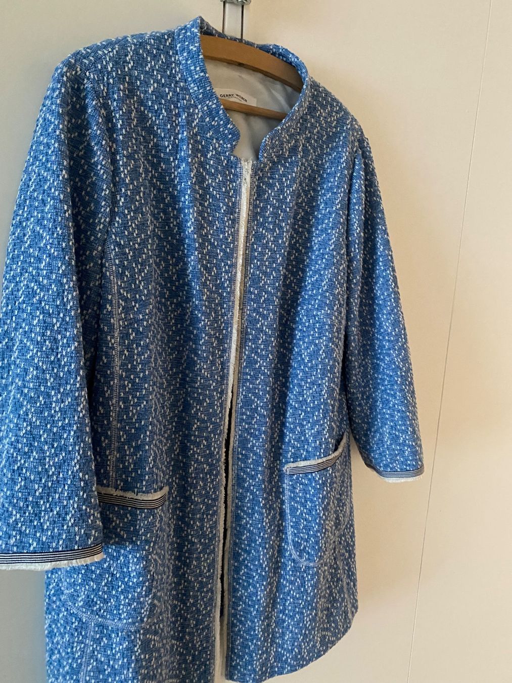 Gerry Weber Jacken: Gerry Weber Bouclé Jacke, Top Zustand – Neu (gemäss Beschreibung) aus Luzern von Sommer_26 3