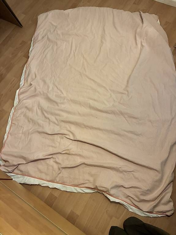 Coperte: Gewichtsdecke – Usato da Winterthur venduto da Marie-Christine 3