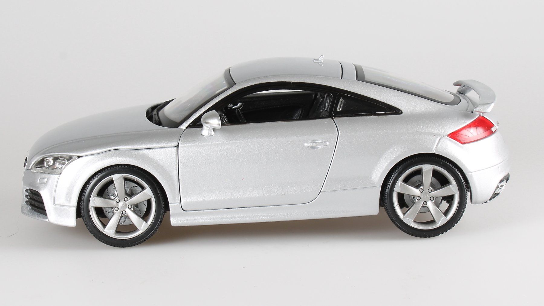 Bburago Modellini d'auto: Audi TT RS – Usato da Gossau SG venduto da mifab 2