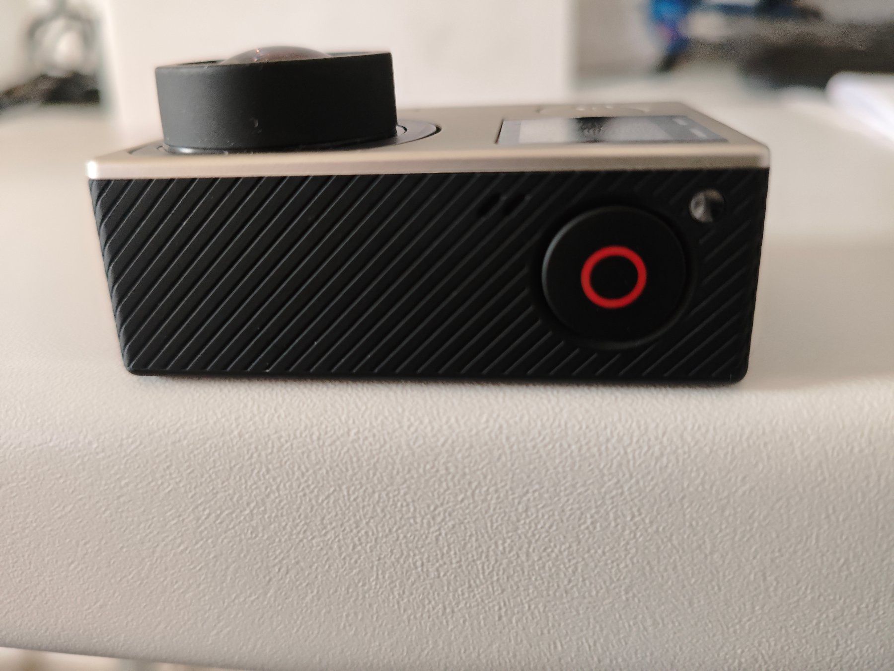 Gopro Action Cam: GoPro HERO4 Silver Actionkamera – Usato da Oberglatt ZH venduto da buy2smile 2