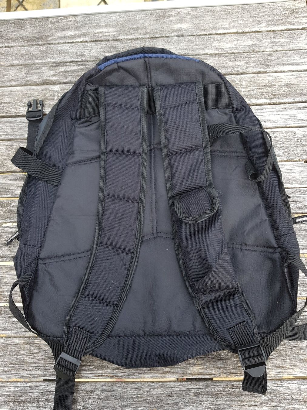 Zaini: Rucksack BAG-X mit vielen Fächern – Usato da Jona venduto da dampfnuggi 1