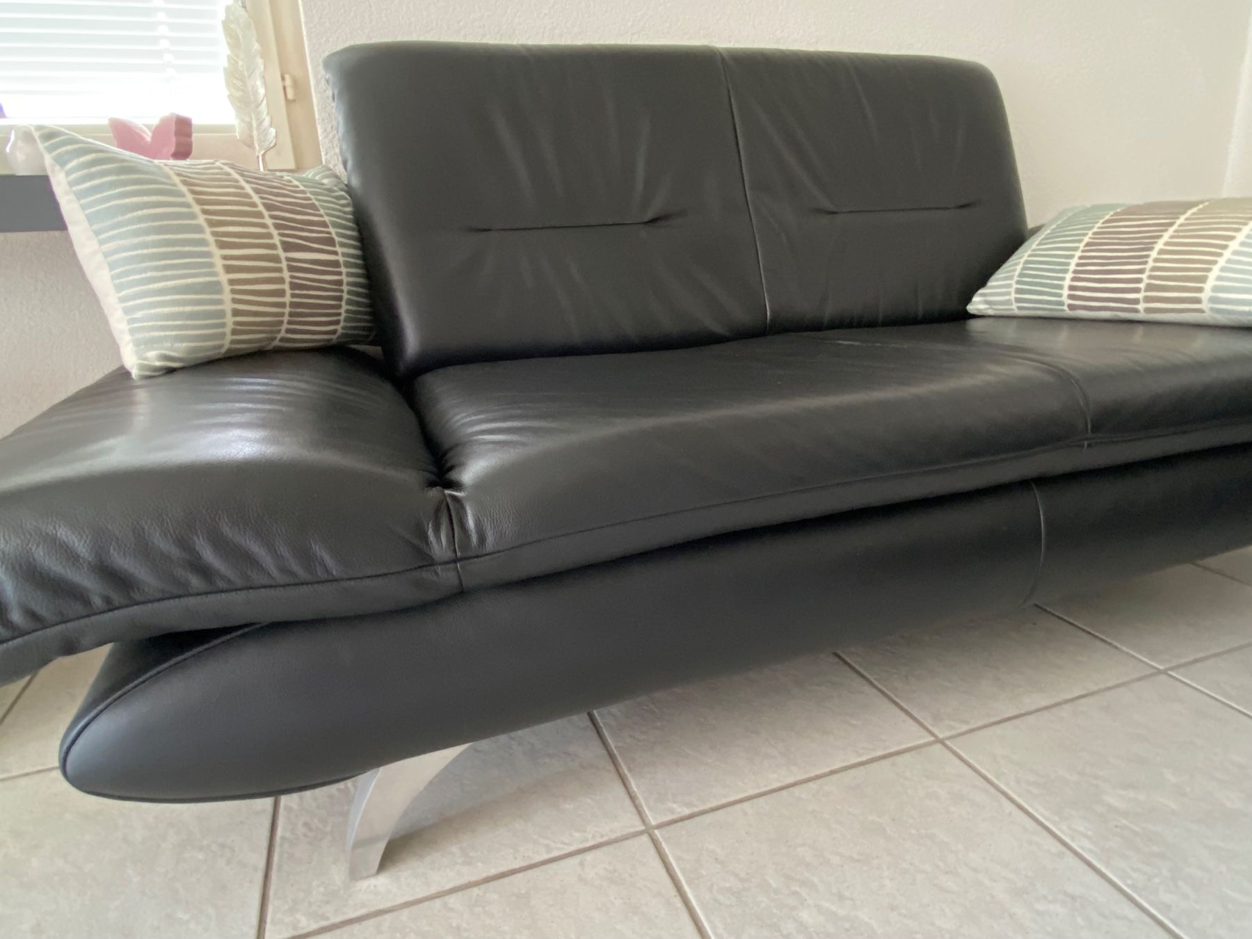 Sofas: Sofa Leder schwarz / 2-Sitzer + 2-Sitzer – Gebraucht aus Uttigen von dor_2jnw 2