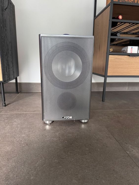 Canton AS 85.2 SC Subwoofer Attivo Bassreflex 100/150W – Nero, Con Griglia In Alluminio