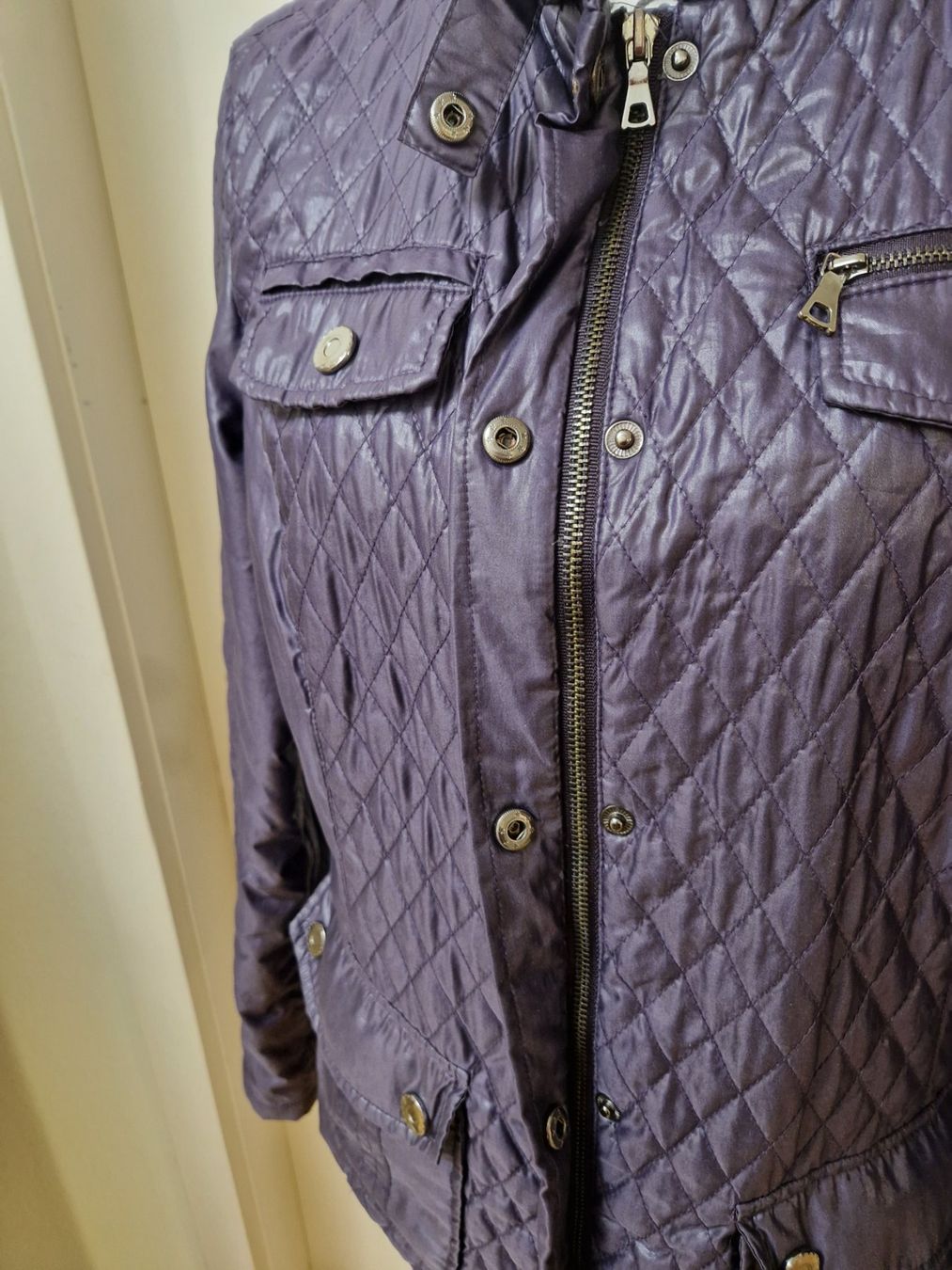 Jacken: Steppjacke Übergangsjacke Gr. 42 lila – Gebraucht aus Glattbrugg von mas_75t2 3