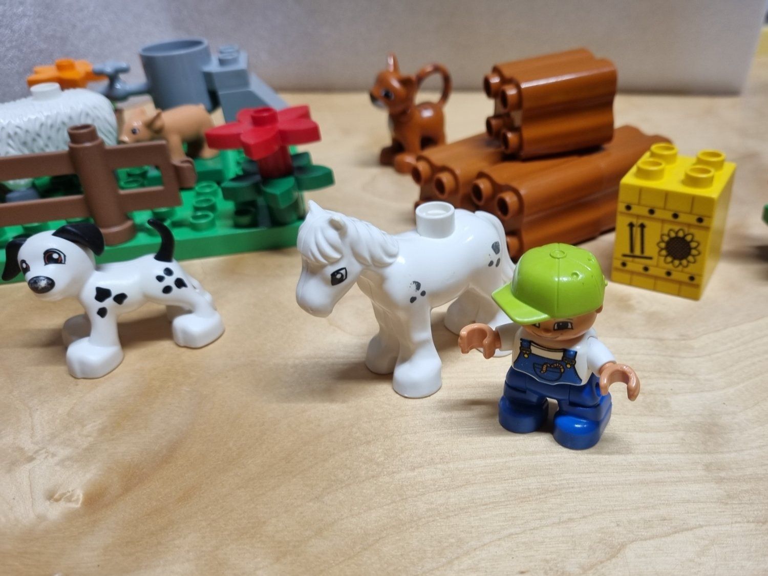 Lego Kit di costruzioni: LEGO Duplo Farm Tractor with Animals – Usato da Basadingen venduto da NekoBricks 2