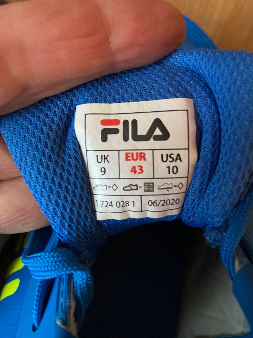 Fila Scarpe da uomo: FILA Hallenturnschuh Gr. 43 – Usato da Wollerau venduto da Cynne23 3
