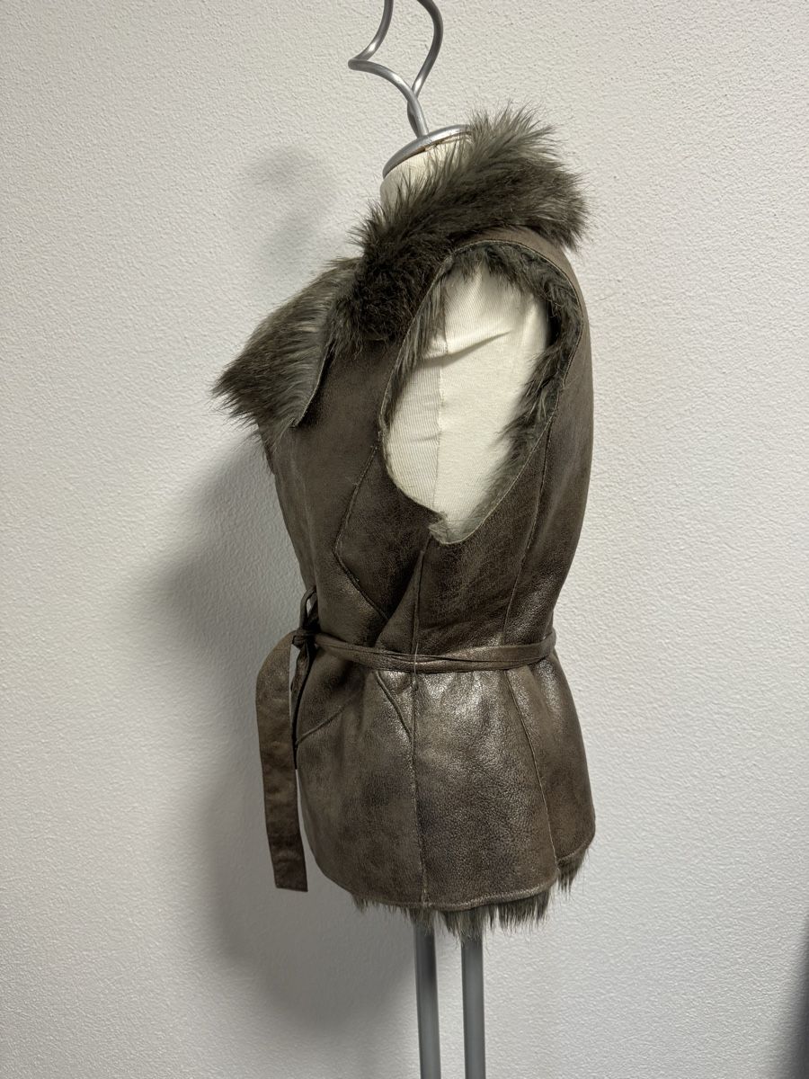 S.Oliver Jacken: Weste Kunstfell Gr. M Winter Herbst kuschelig – Gebraucht aus Olten von bir_k96n 2