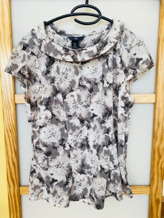 Magnifique blouse M neuf