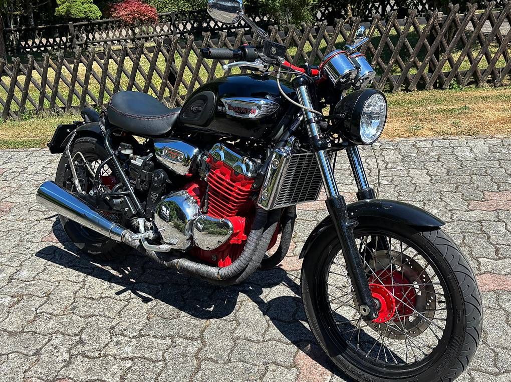 Triumph Strasse: Wunderschöner Cruiser – Gebraucht aus uerkheim von Migge3