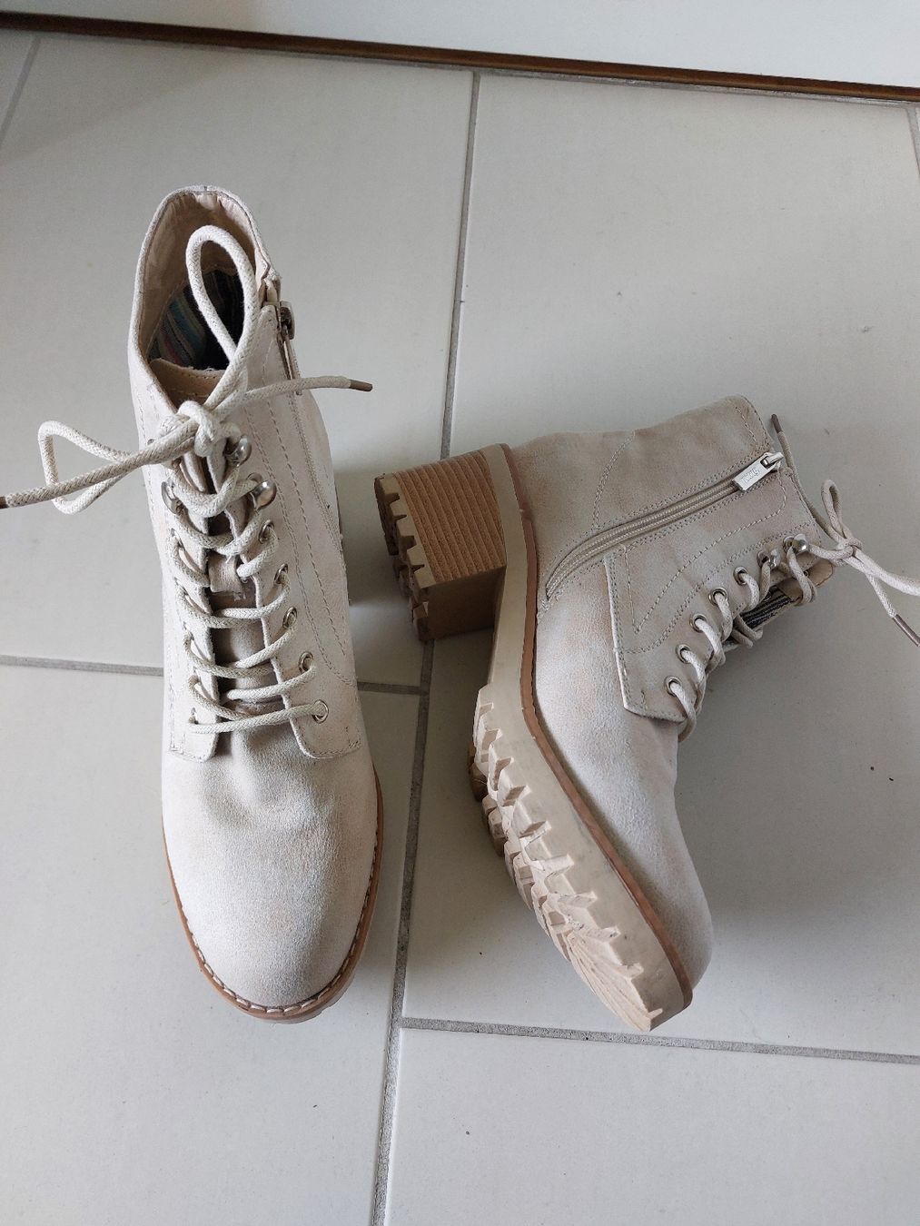 Scarpe da donna: Braune Schnürstiefeletten Grösse 41 – Nuovo (secondo la descrizione) da Lenzburg venduto da Judi8995 1