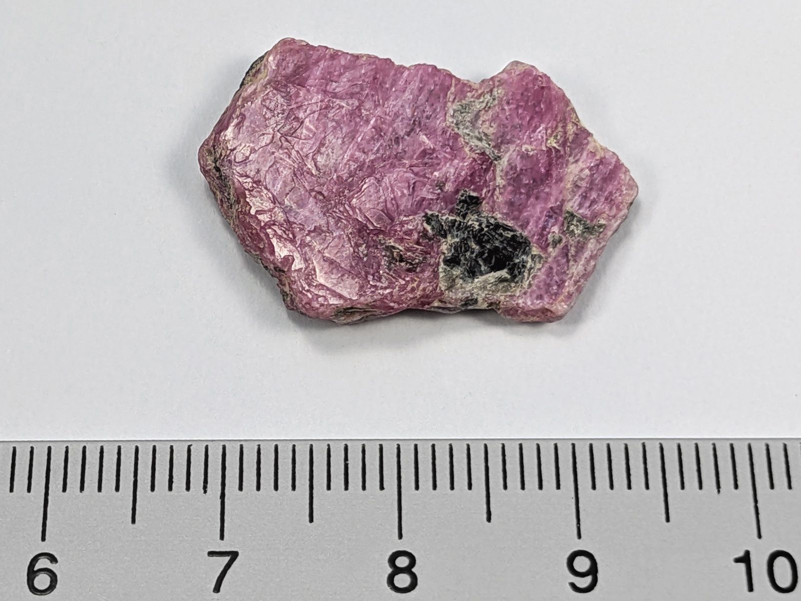 Minerali & Pietre curative: Rubin Rohstein 26mm, 19.75ct – Nuovo e nell'imballaggio originale da Meilen venduto da StoneGarden 1