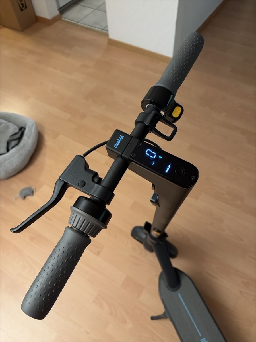 Segway Kickboard: Segway-Ninebot KickScooter – Usato da Feuerthalen venduto da knownasfabio 3