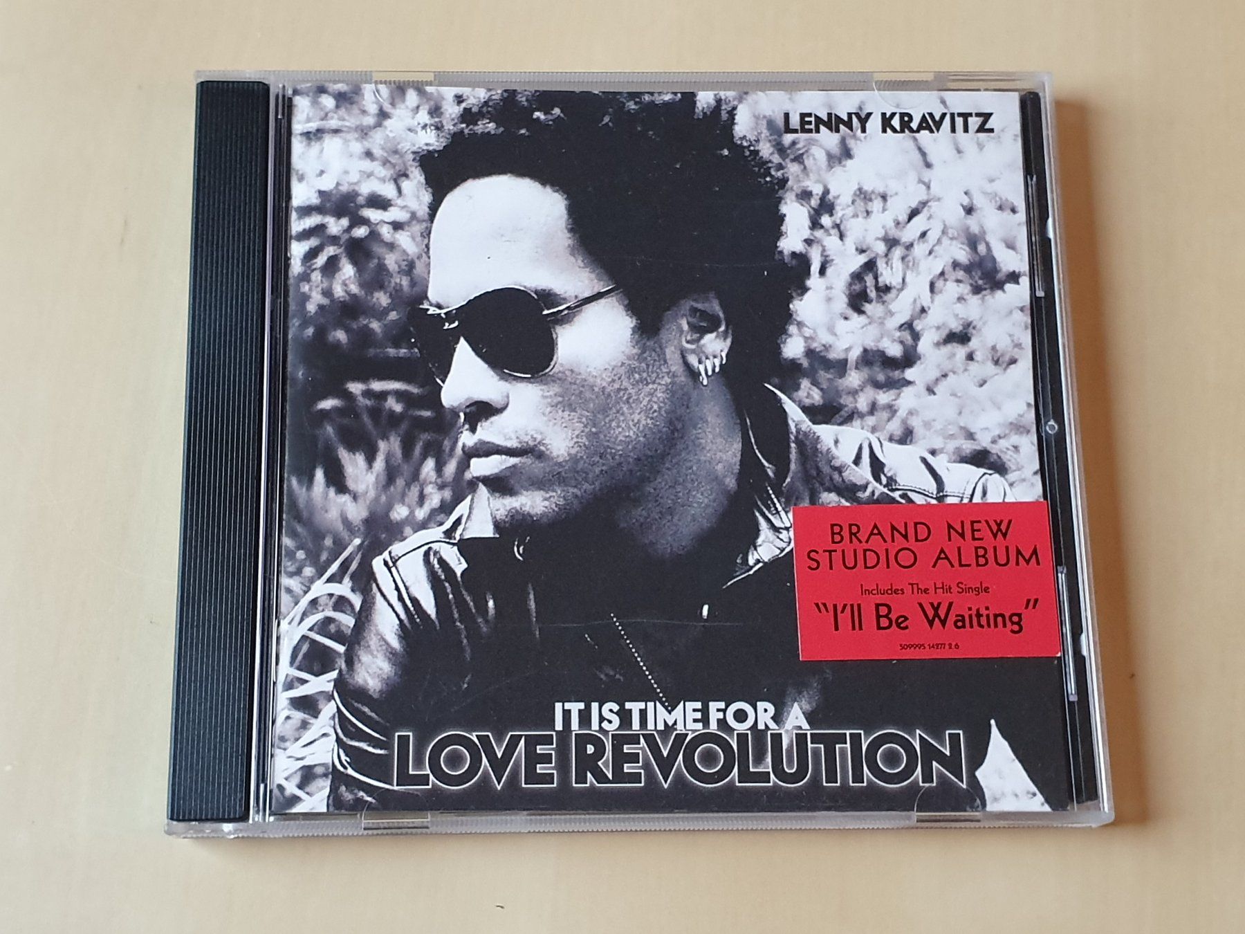 CDs: Lenny Karvitz Its Time for a Love Revolution – D'occasion à Stansstad par collectorsshop