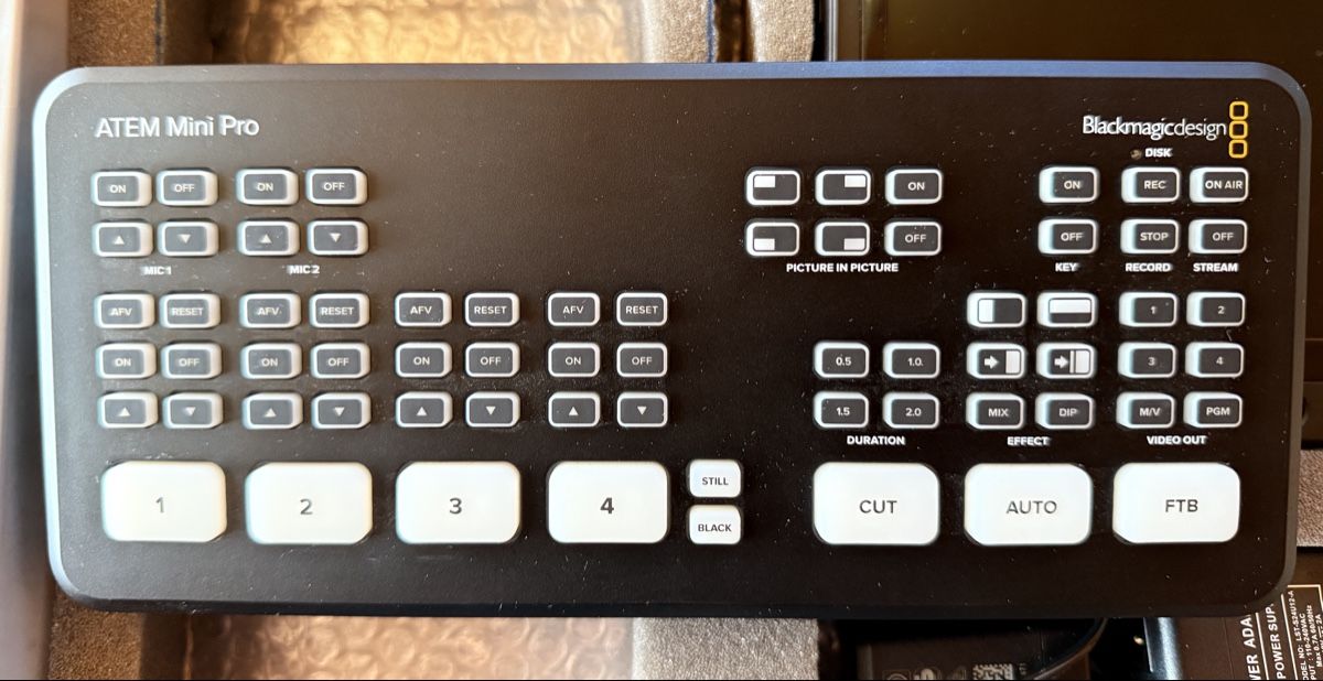 Blackmagic Mischpulte: ATEM Mini Pro von Blackmagic - ab 1.00 !!  – Neu (gemäss Beschreibung) aus St. Margrethen SG von Aroimaak 1