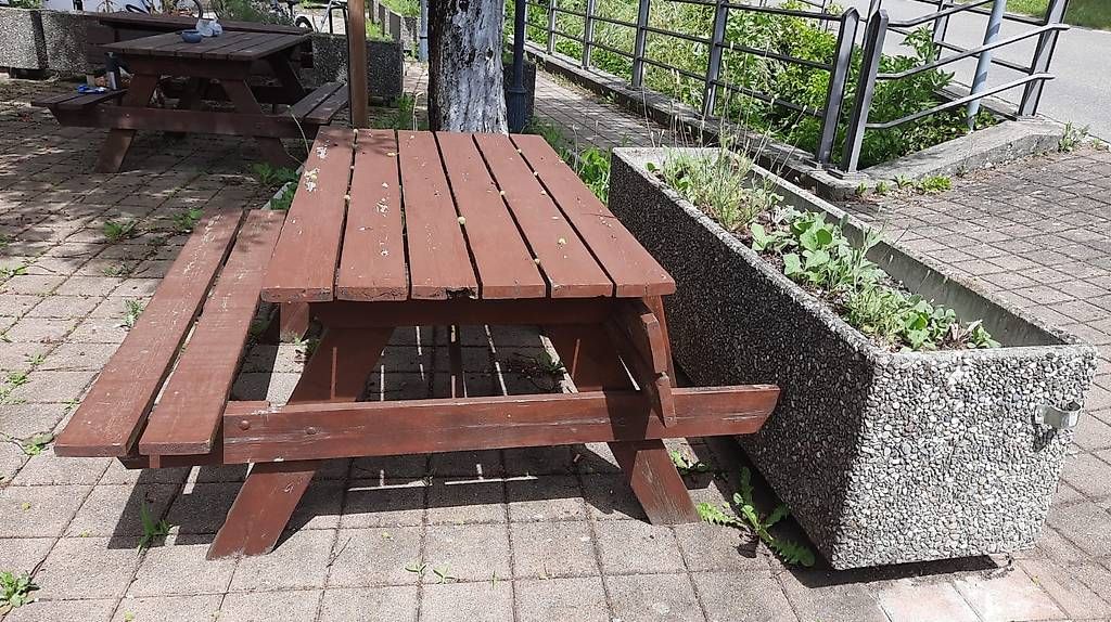 Tavoli:     Tisch-Bank-Kombination – Usato da Allschwil venduto da ker_r52x 3
