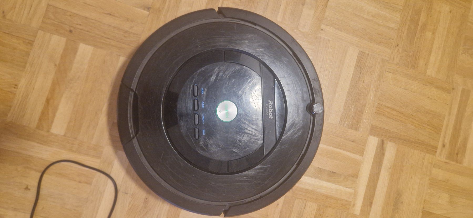 Irobot Aspirapolveri & Accessori: Saugroboter iRobot Roomba mit Ladestation gebraucht – Usato da Schönengrund venduto da Tomas_1