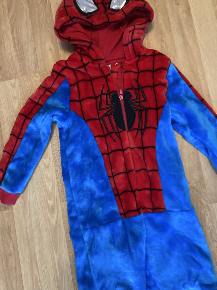Tute: Spiderman Overall Gr. 122 – Usato da Emmenbrücke venduto da JJ_89 1