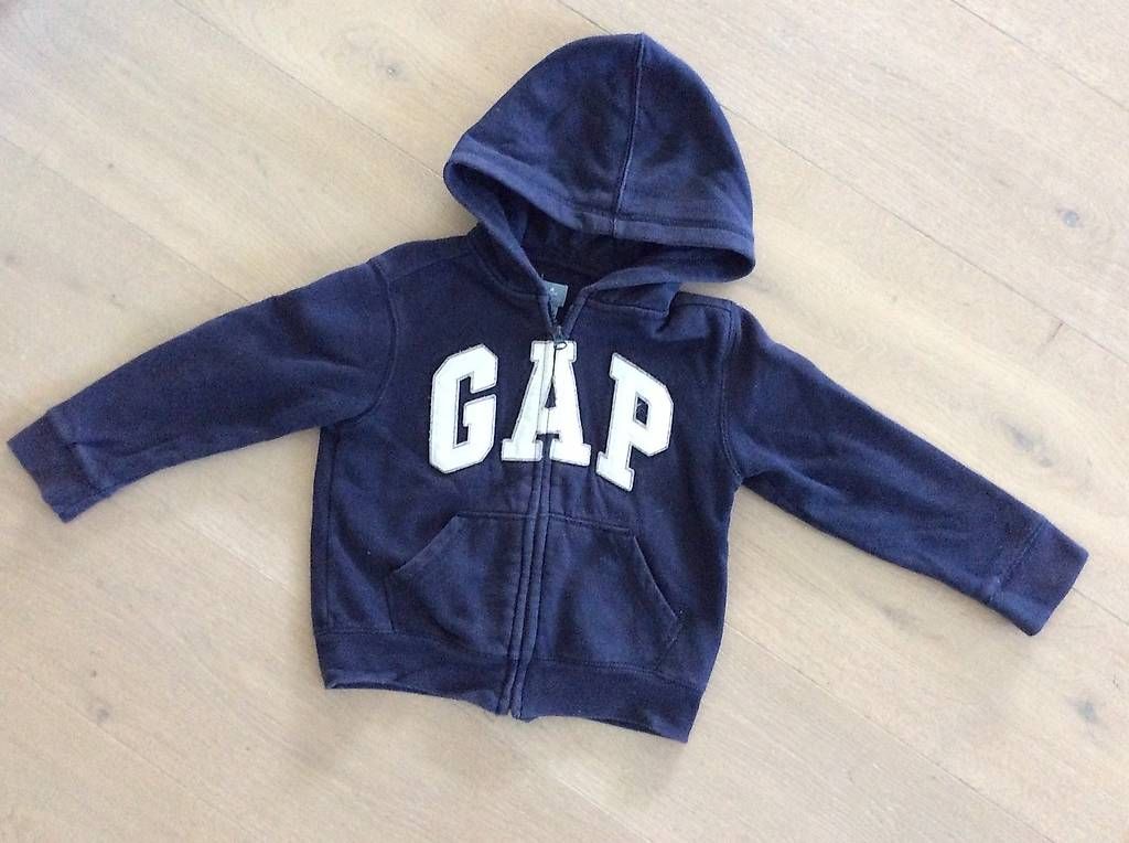Maglioni & Felpe: Kapuzenpulli GAP, blau, Grösse 5 Jahre – Usato da Rüdlingen venduto da Sieber_8455