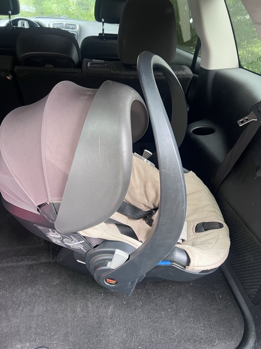 Stokke Sièges auto: stokke baby autositz – D'occasion à Salmsach par zen_7hsp 1