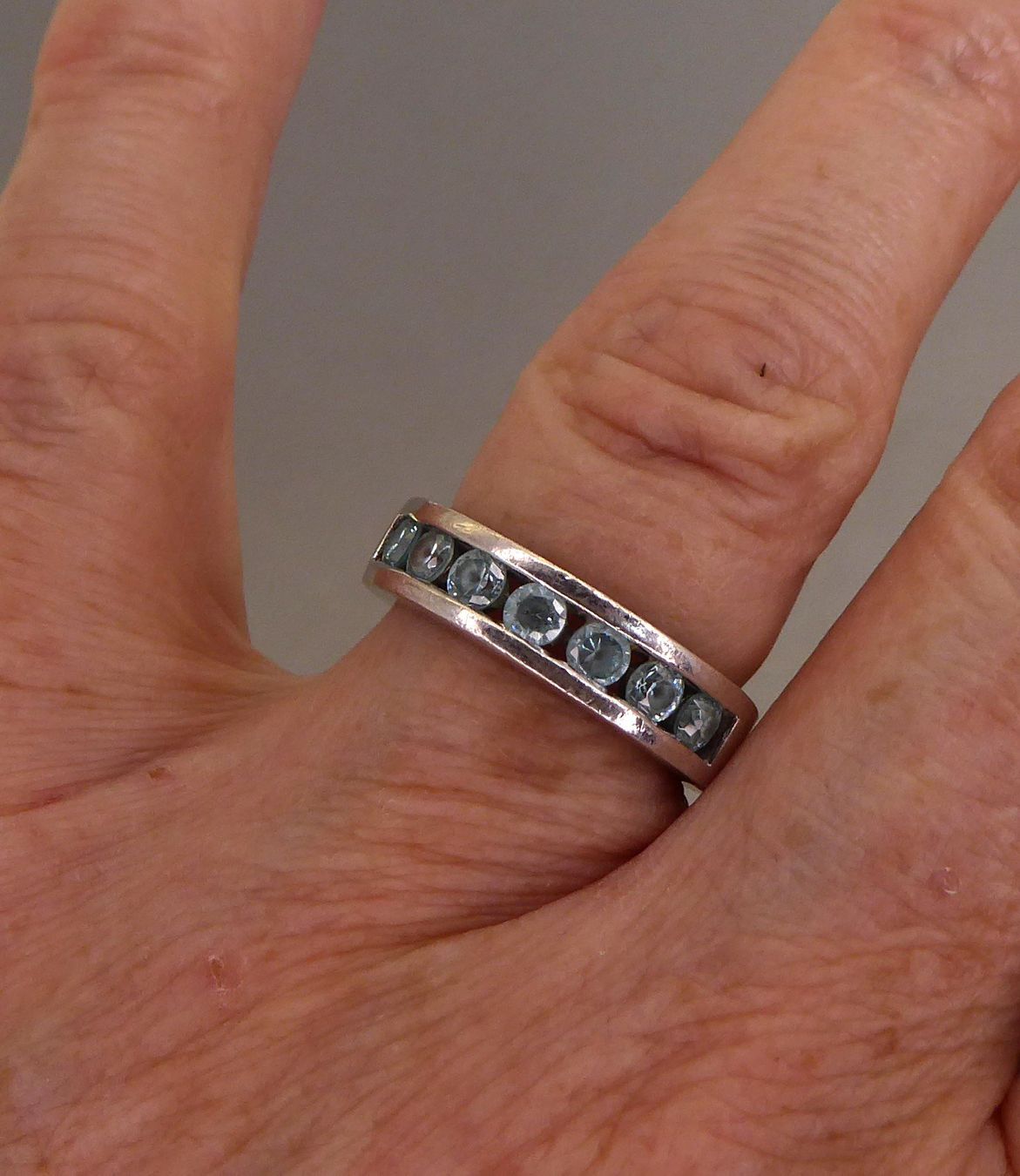 Anelli: Ring 925 Silber mit synthetischen Steinen – Usato da Muri AG venduto da Lineli2020