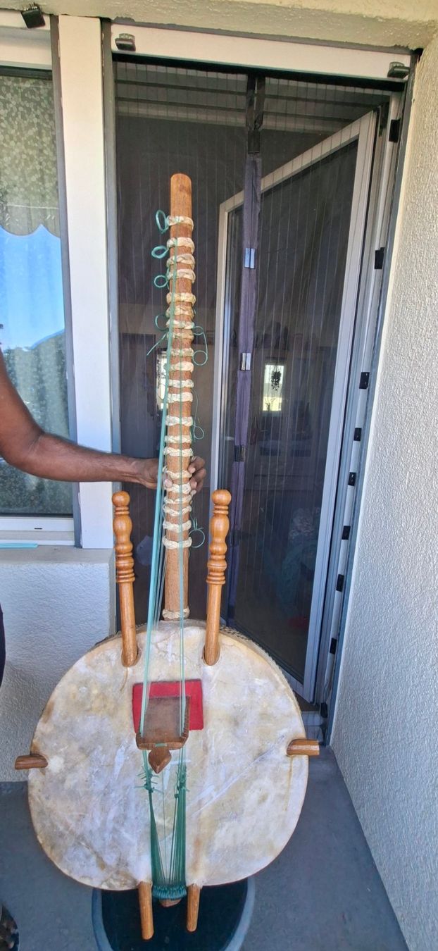 Strumenti musicali: Kora Instrument aus Afrika – Usato da Kloten venduto da Ros73 2
