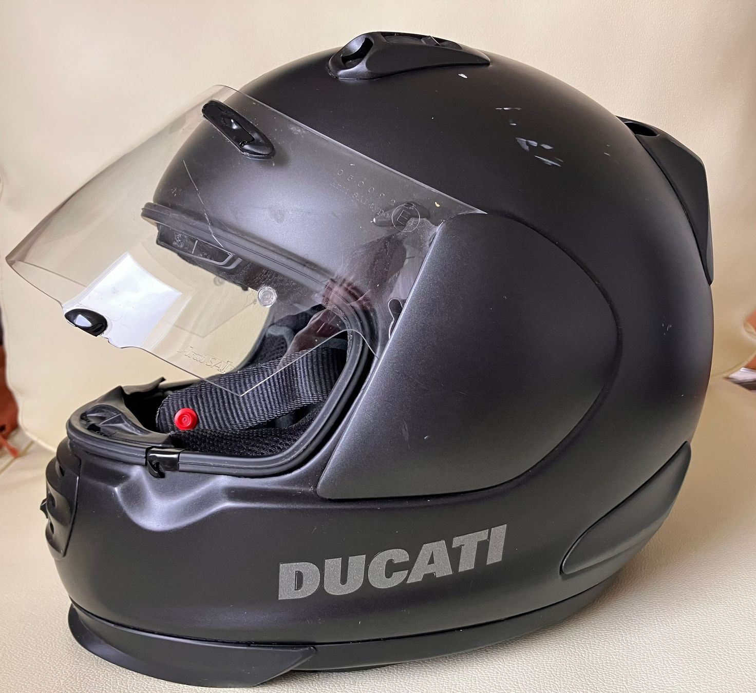 Ducati Helme & Visiere: Ducati Integralhelm Arai Rebel, Mattschwarz, – Gebraucht aus Steinhausen von poci1995 2