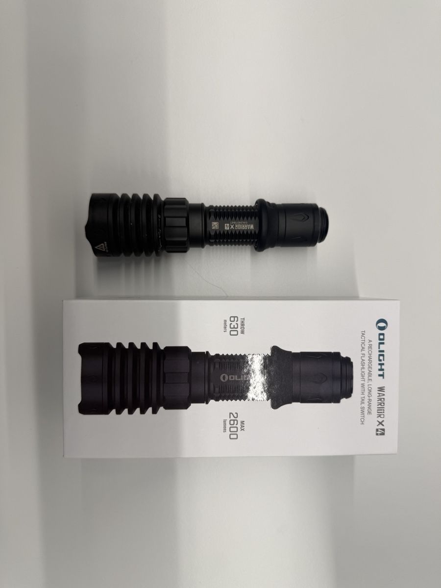 Olight Lampade: Olight Warrior X 4 Taschenlampe – Usato da Neudorf venduto da dbo41