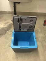 Kühlbox Rocktrail guter Zustand 12V/230V 30L
60