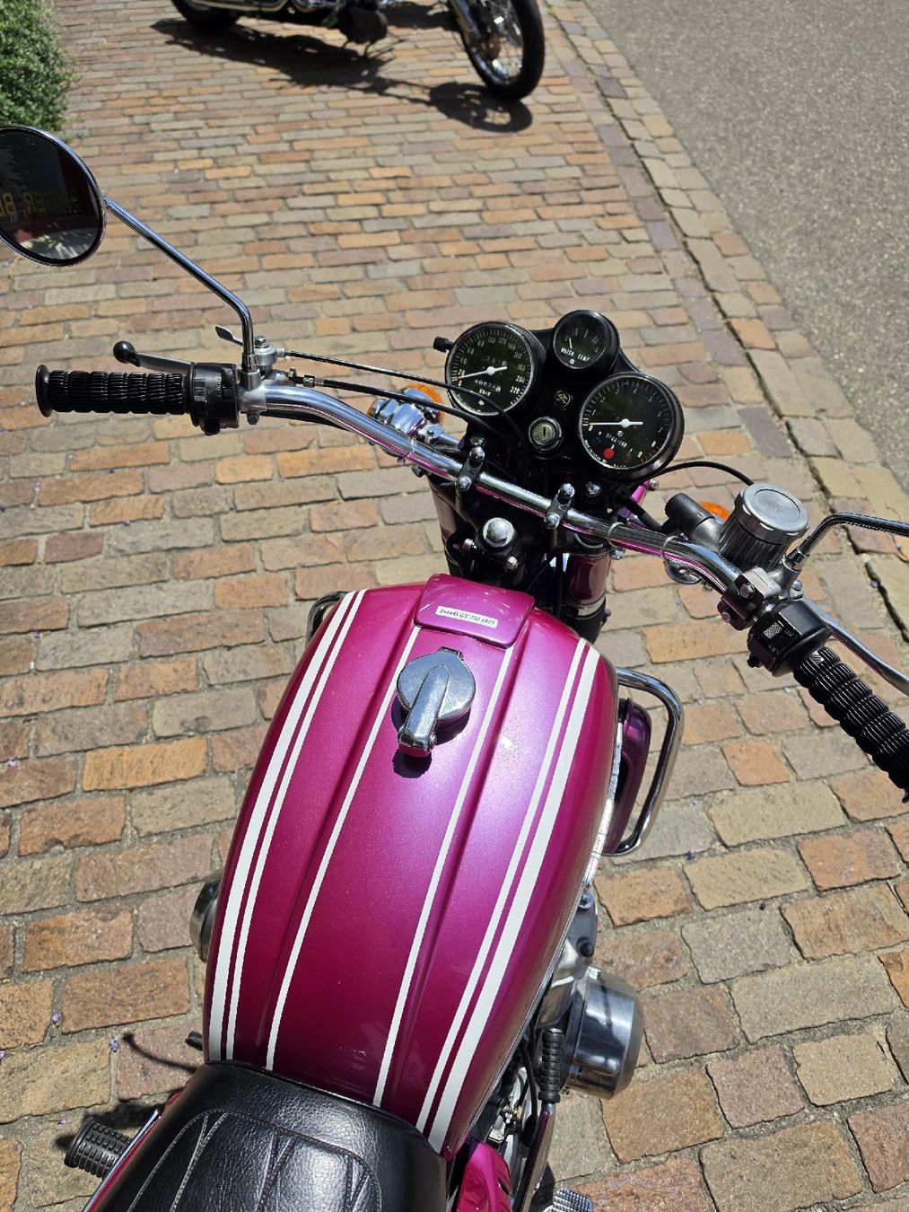 Suzuki Strada: Suzuki GT 750 "Wasserbüffel" – Usato da Glattfelden venduto da Gasoline_Family 3