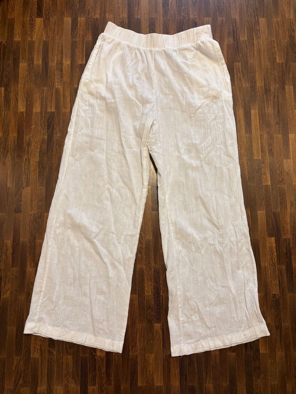 Pantaloni: Sommerliche Leinenhose, creme-weiss, Gr. M – Usato da Hinwil venduto da liviipivii
