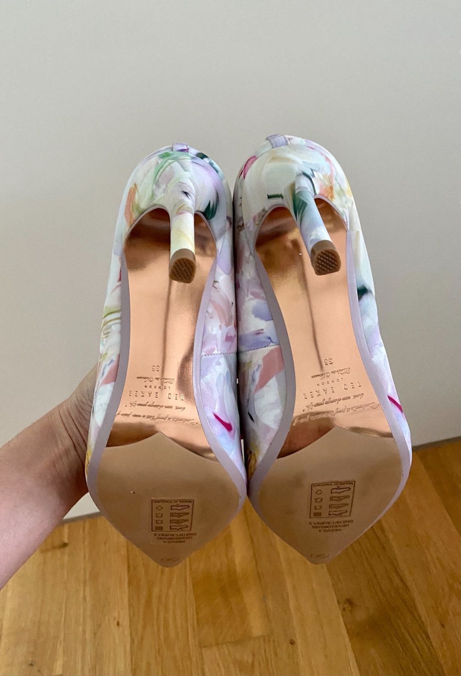 Ted Baker Damenschuhe: Ted Baker Pumps – Neu (gemäss Beschreibung) aus WEINFELDEN von marygloss 7