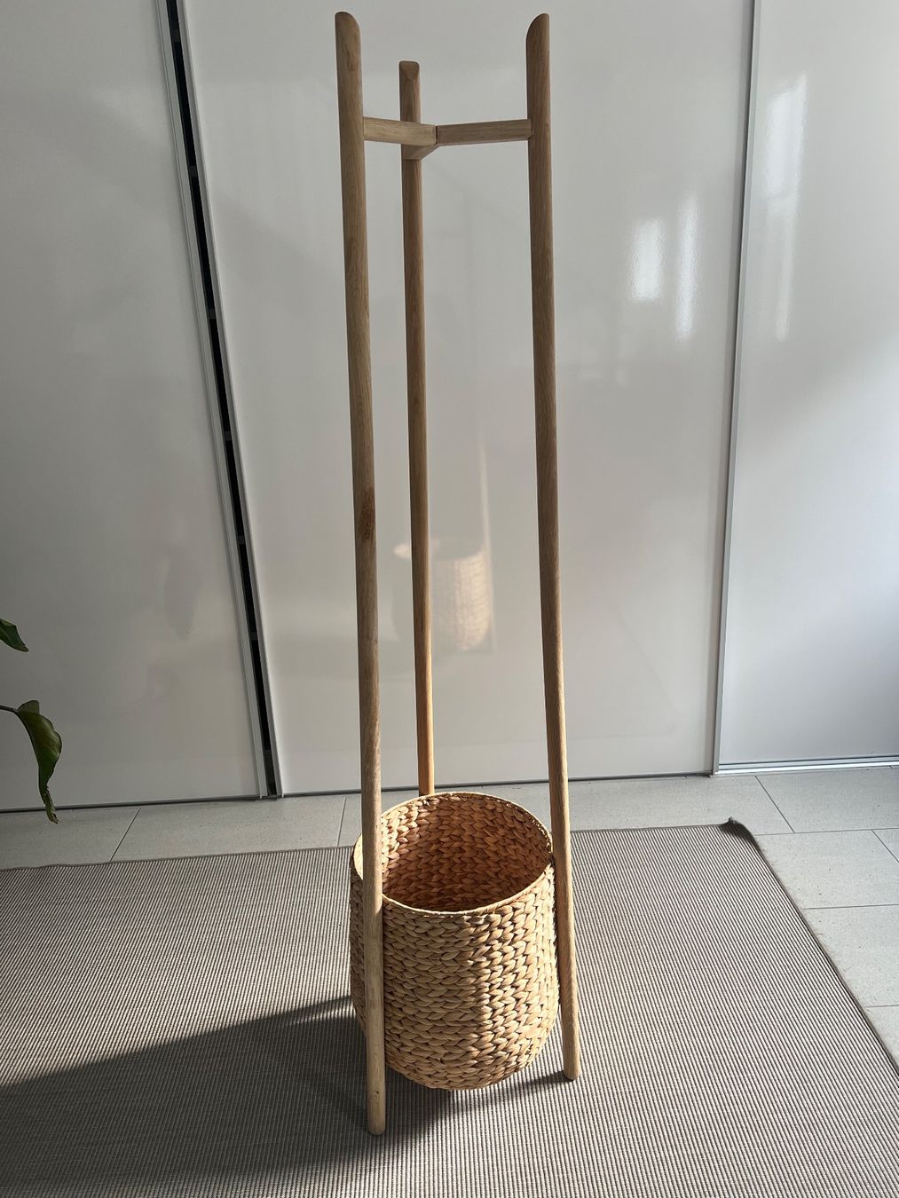 Guardaroba: Cocoon Kleiderständer (von Bolia) – Usato da Belp venduto da Matrixexpress 1