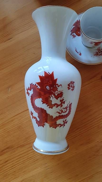 Vase & Récipients: Porzellan Vase Drachenmuster – D'occasion à Männedorf par Mis_nl7l